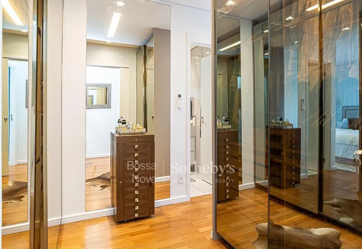 Closet - Imagem 8