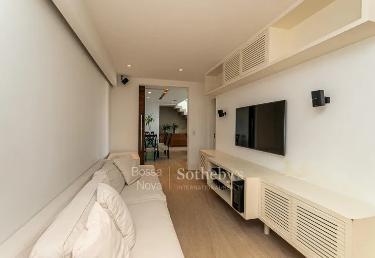 Home Theater - Imagem 27