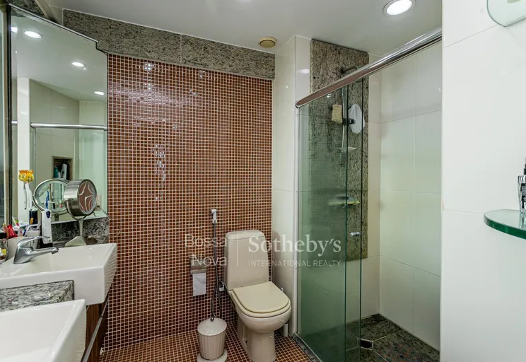 Banheiro da suíte máster - Imagem 29