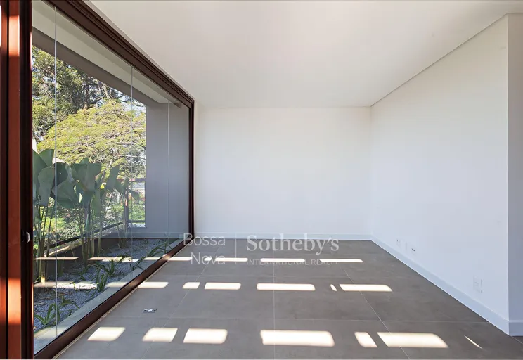 Sala íntima - Imagem 14