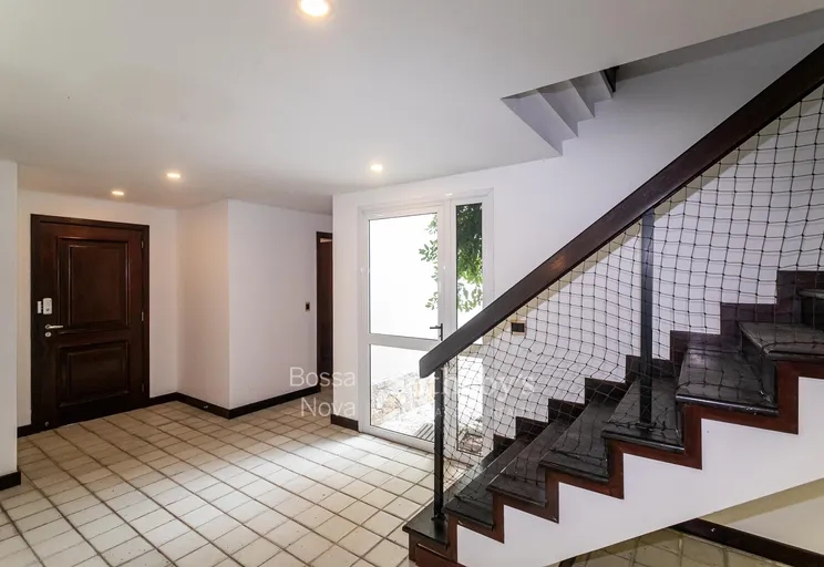 Hall - Imagem 14