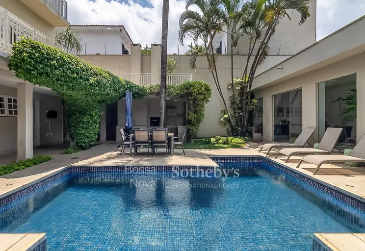 Piscina - Imagem 1