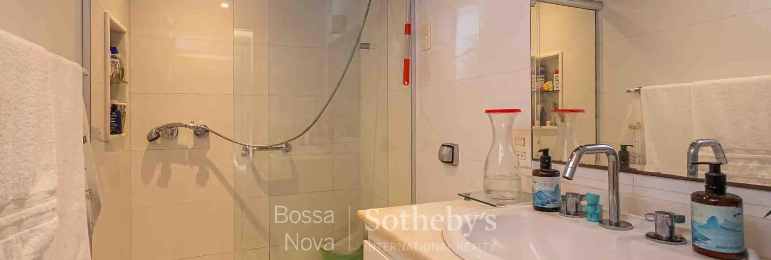 Banheiro da suíte 2 - Imagem 49