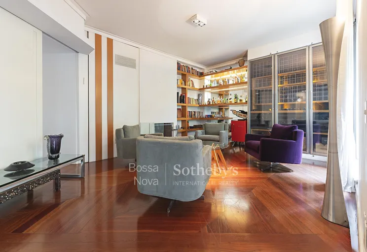 Sala íntima - Imagem 8