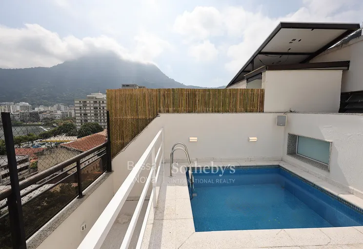 Piscina - Imagem 1