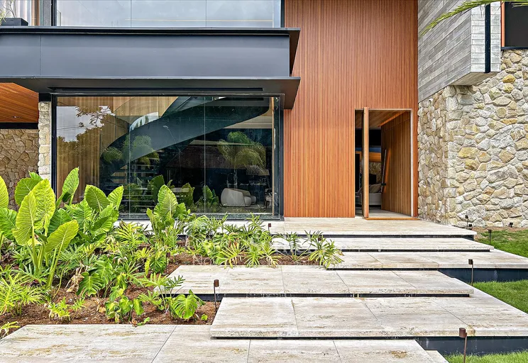 Fachada da casa - Imagem 48