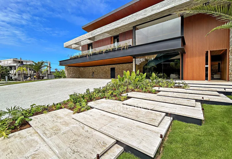 Fachada da casa - Imagem 50