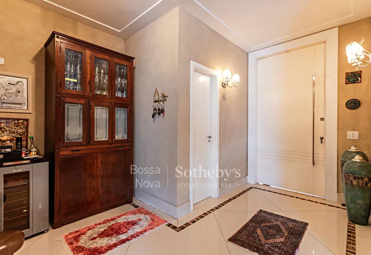 Hall - Imagem 3