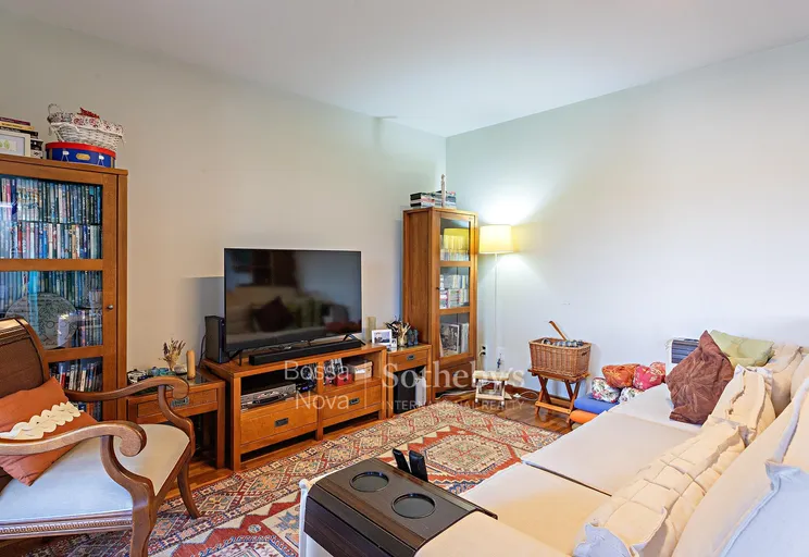 Sala íntima - Imagem 17