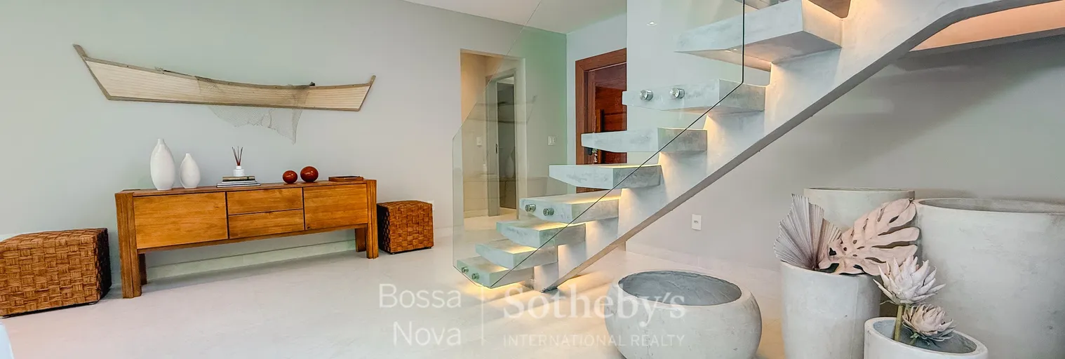Hall - Imagem 2