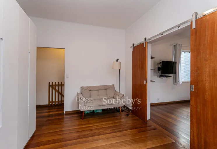 Sala íntima - Imagem 19