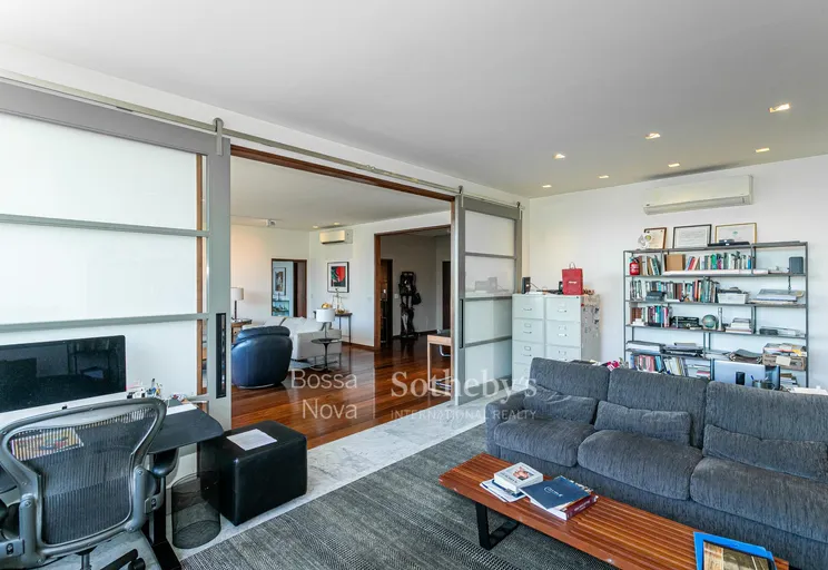 Sala íntima - Imagem 13