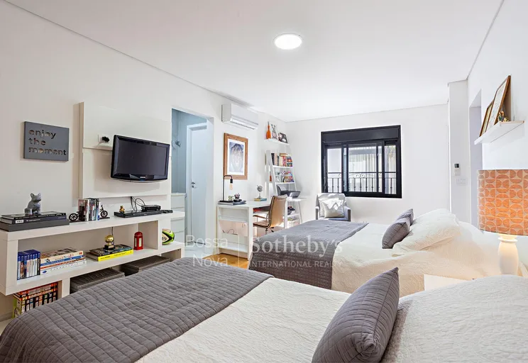 Quarto - Imagem 18