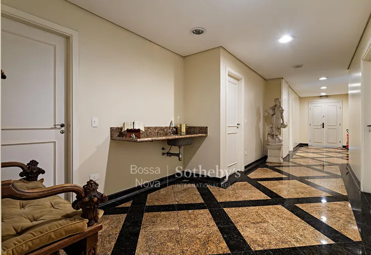 Hall - Imagem 4