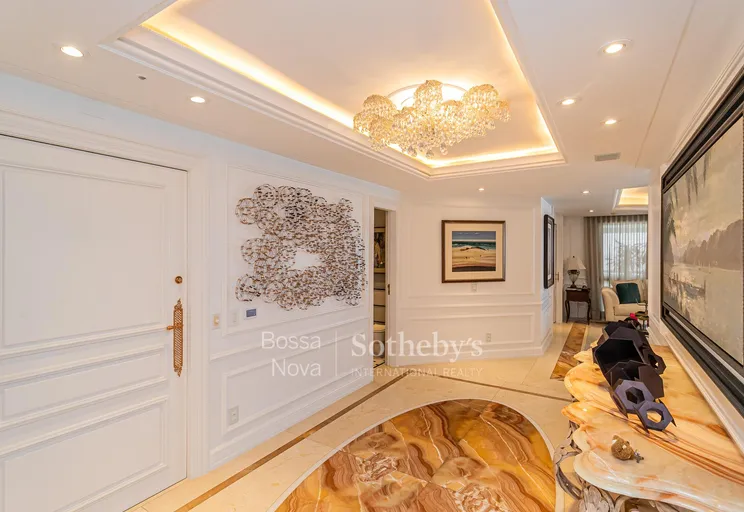 Hall - Imagem 2