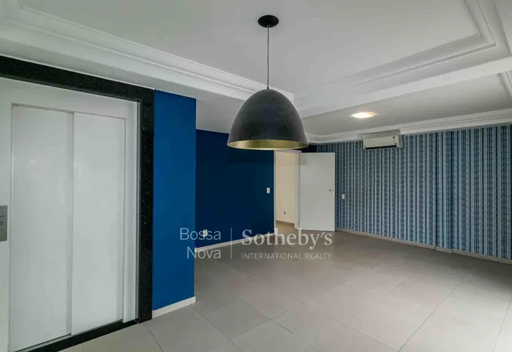 Sala íntima - Imagem 24