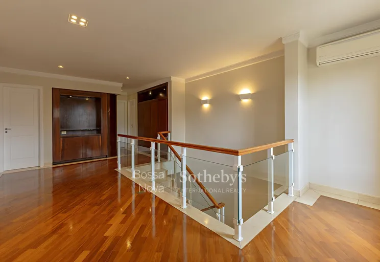 Sala íntima - Imagem 22