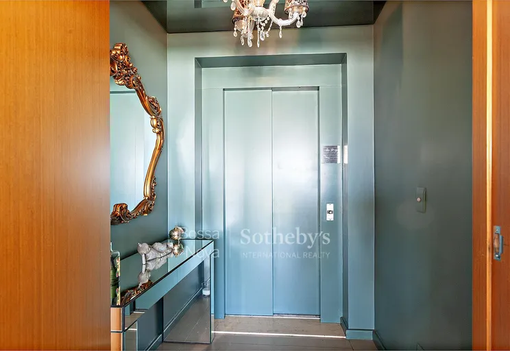 Hall - Imagem 2