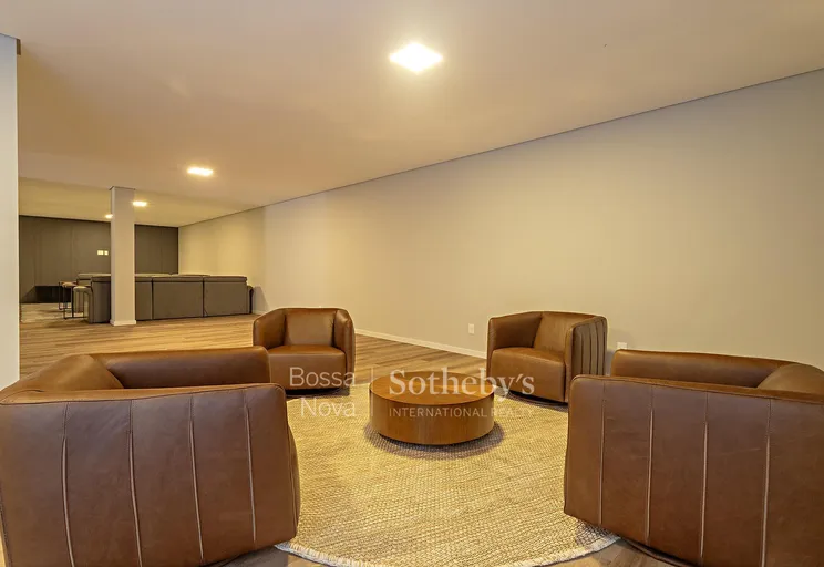 Sala íntima - Imagem 32