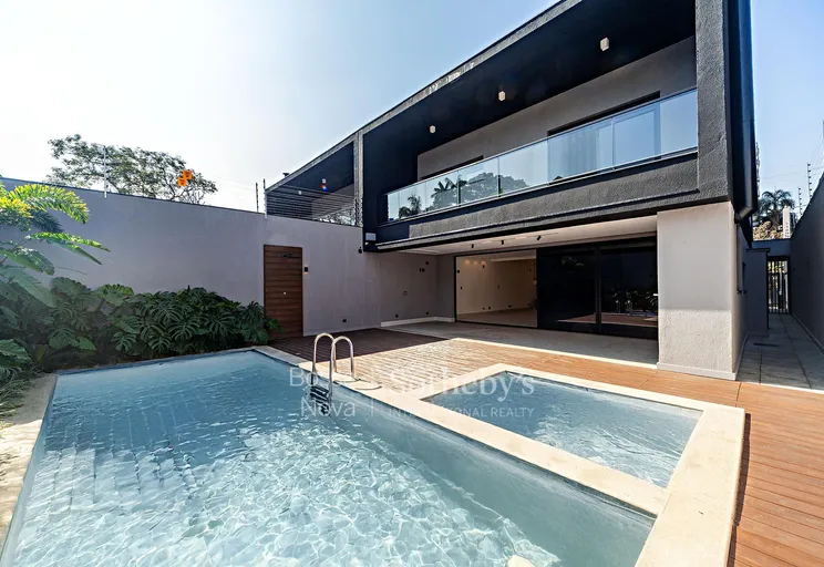 Piscina - Imagem 1