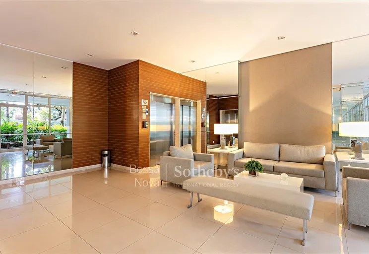 Hall - Imagem 37