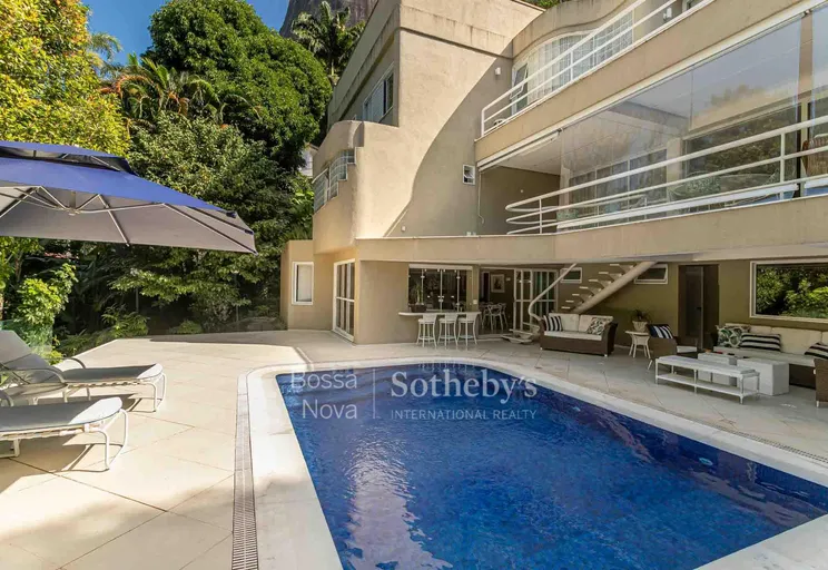 Piscina - Imagem 1