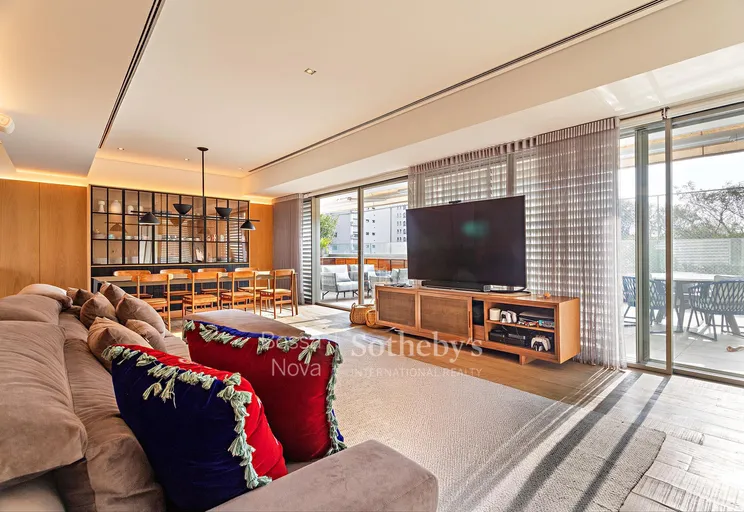 Home Theater - Imagem 18