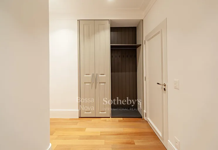 Hall - Imagem 17