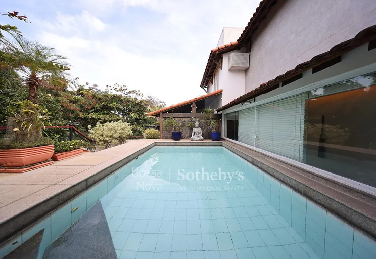 Piscina - Imagem 1