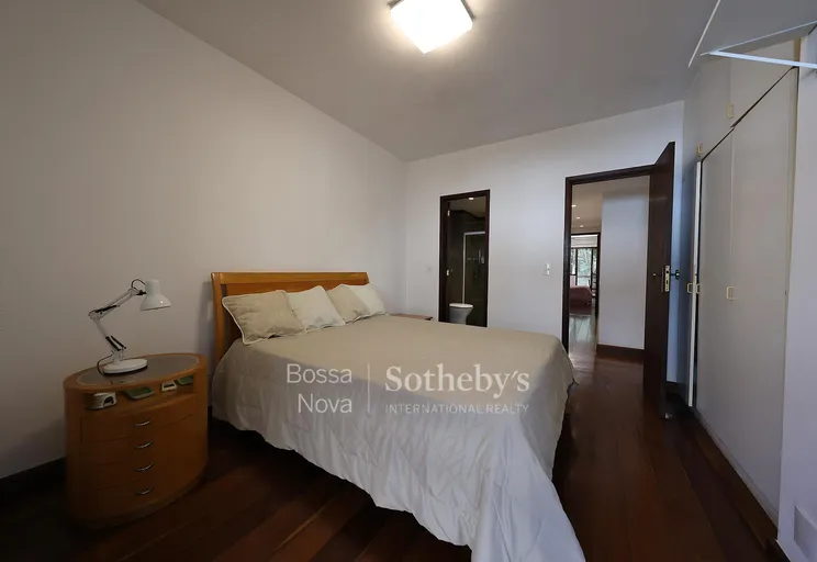 Quarto - Imagem 13