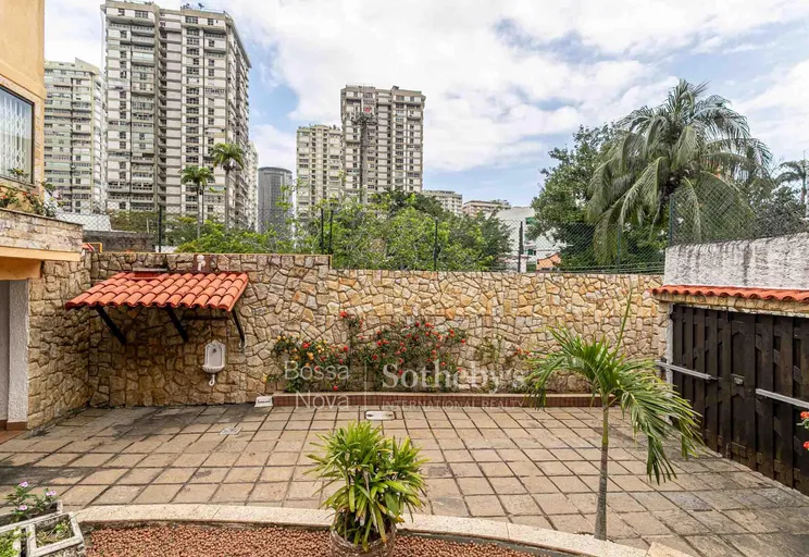 Área Externa - Imagem 17
